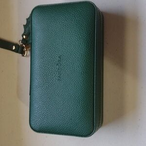 PANDORA Limited Edition Jewelry box green with Holly leaves
